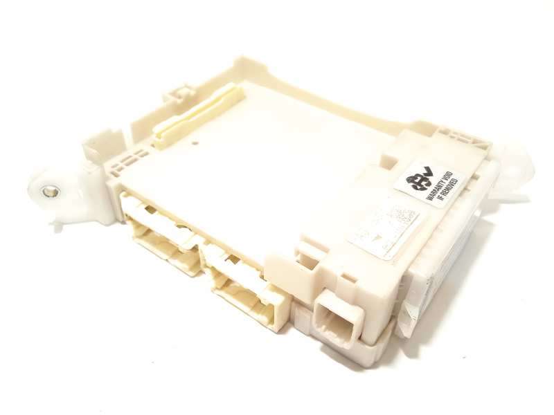 CAJA RELES / FUSIBLES 82201CA020 