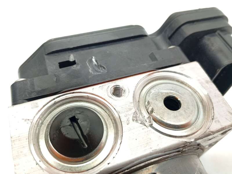 Recambio de abs para toyota c-hr hybrid advance referencia OEM IAM 4451010110 11304041570 8954110050 6