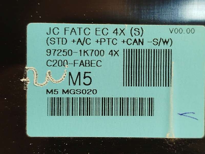 Recambio de mando climatizador para hyundai ix20 1.6 cat referencia OEM IAM 972501K7004X 6
