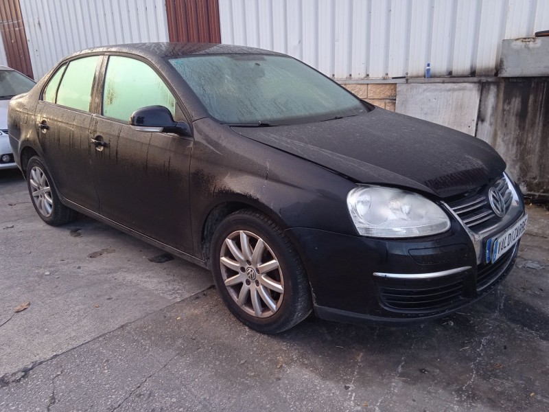 VOLKSWAGEN JETTA III (1K2)