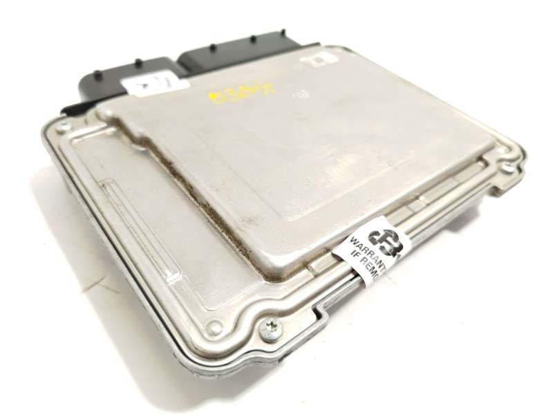 Recambio de centralita motor uce para seat arona style referencia OEM IAM 04C907309BP  0261S21435 - Blanco 2