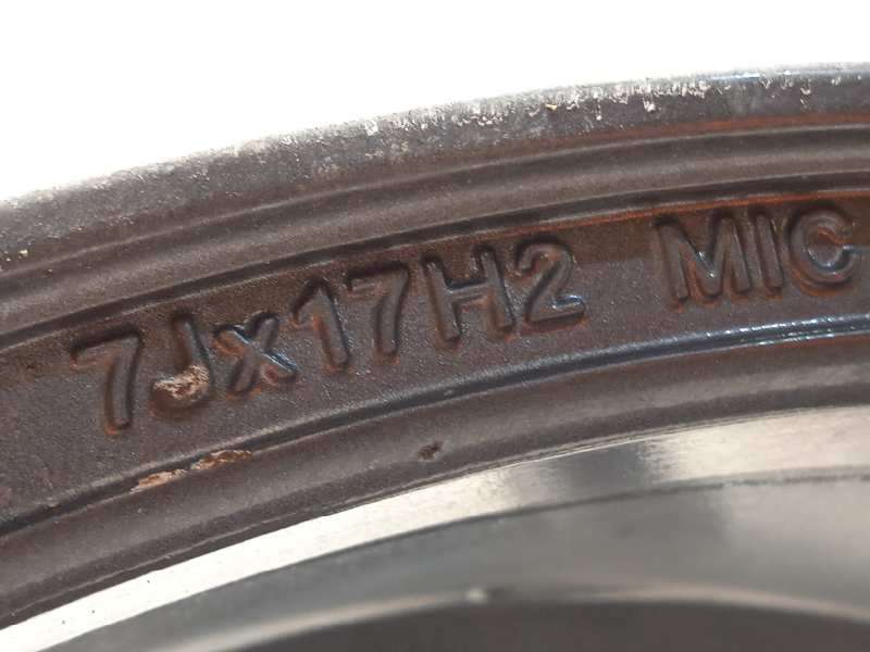 Recambio de llanta para toyota gt 86 sport referencia OEM IAM KBA52564 SU00306811 - Gris 7