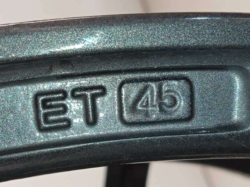 Recambio de llanta para toyota gt 86 sport referencia OEM IAM KBA52564 SU00306811 - Gris 8