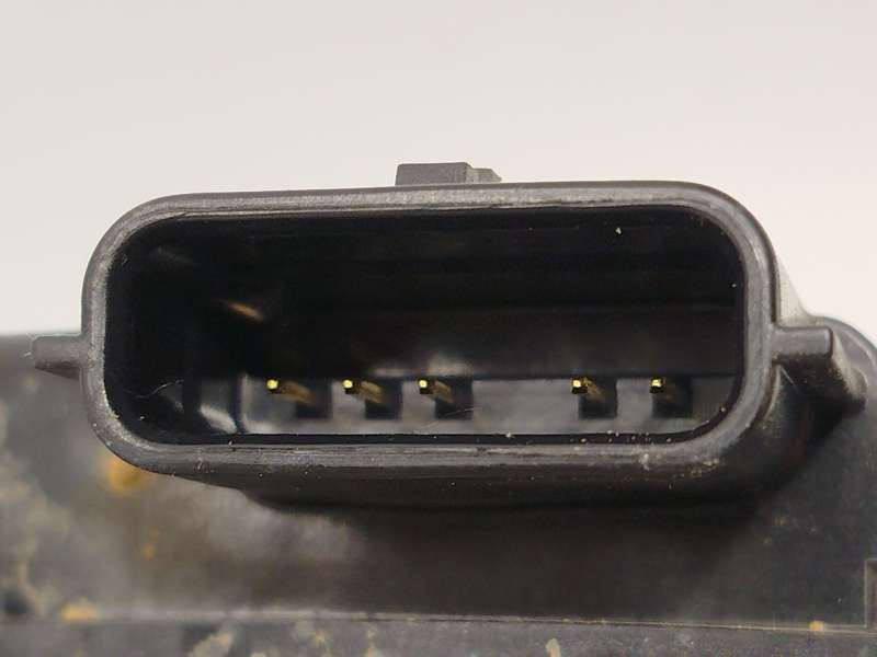 Recambio de valvula egr para nissan nv250 furgoneta (x61) dci 95 referencia OEM IAM 147100361R - Blanco 4