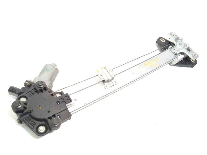 ELEVALUNAS TRASERO DERECHO 72710SWAA02 