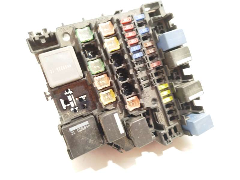Recambio de caja reles / fusibles para ford fiesta vi (cb1, ccn) 1.25 referencia OEM IAM 8V5T14K012AMF - Blanco 2