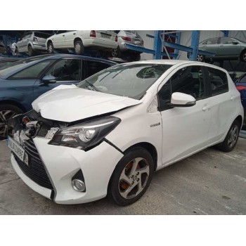 toyota yaris del año 2015
