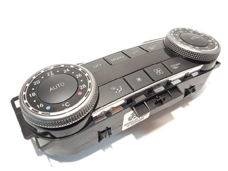 Recambio de mando climatizador para mercedes-benz clase c (w204) berlina c 200 cdi (204.007) referencia OEM IAM 2048300590 - Negro