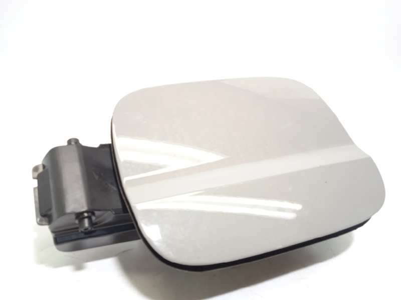 TAPA EXTERIOR COMBUSTIBLE 565809702 