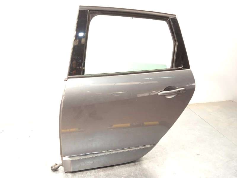 Recambio de puerta trasera izquierda para renault scenic iii 1.5 dci diesel fap referencia OEM IAM 821017991R - Gris 2
