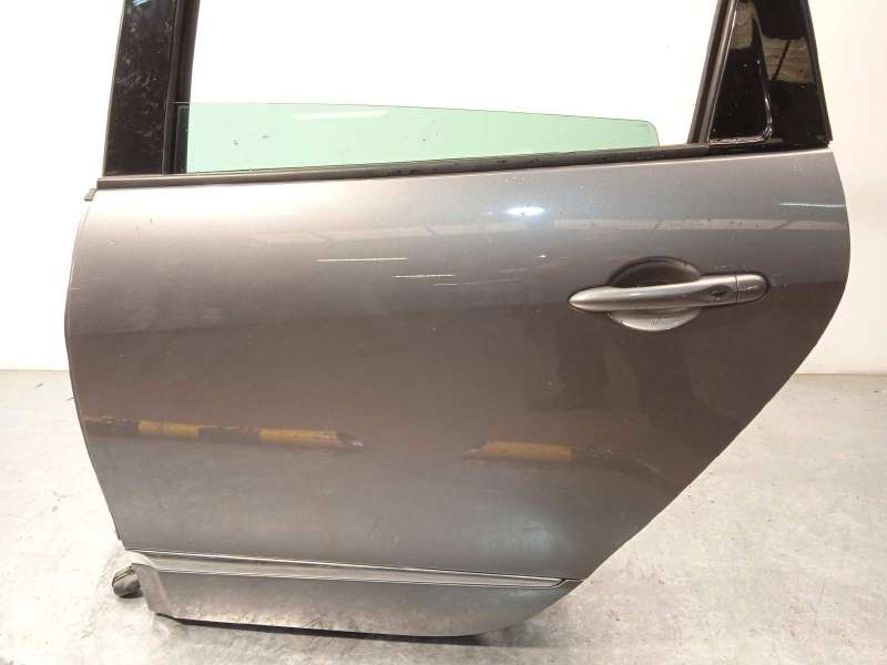 Recambio de puerta trasera izquierda para renault scenic iii 1.5 dci diesel fap referencia OEM IAM 821017991R - Gris 3