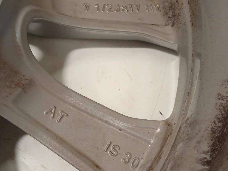 Recambio de llanta para bmw serie 3 berlina (g20) 320i referencia OEM IAM 7915323 36117915323 8