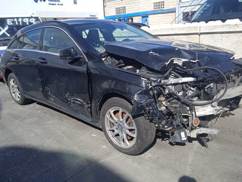 MERCEDES-BENZ CLASE CLA (W117)