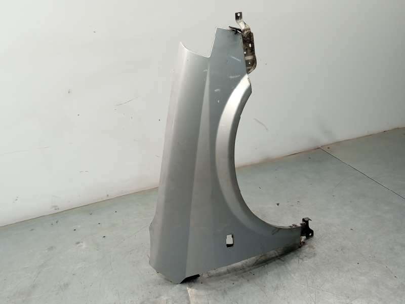 Recambio de aleta delantera derecha para nissan primera berlina (p12) acenta referencia OEM IAM 63100AV630 2