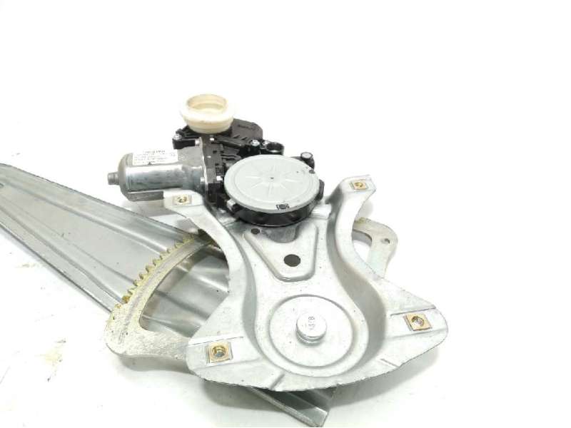 Recambio de elevalunas trasero derecho para toyota auris 1.8 16v (híbrido) referencia OEM IAM 8572002440  6983002430 2