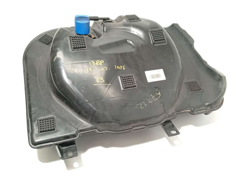Recambio de deposito aditivo fap adblue para maserati levante suv (m161) 3.0 d q4 referencia OEM IAM 670037055 670031280 6823128