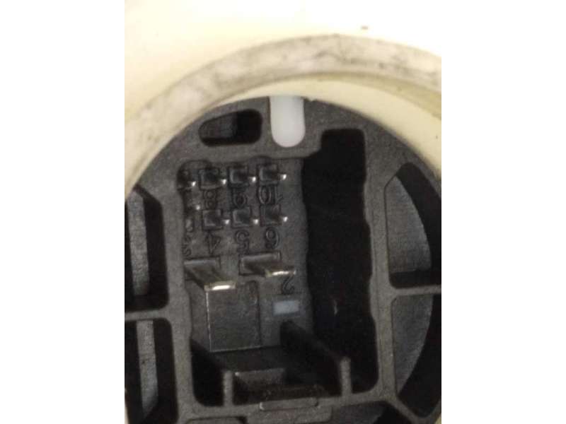 Recambio de elevalunas trasero derecho para toyota auris 1.8 16v (híbrido) referencia OEM IAM 8572002440  6983002430 5