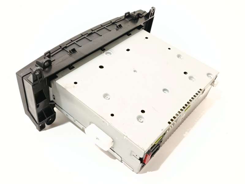 Recambio de sistema audio / radio cd para mercedes-benz clase b sports tourer (w245) b 180 cdi (245.207) referencia OEM IAM A169 4