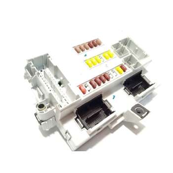 CAJA RELES / FUSIBLES 50561773 Y503441320115