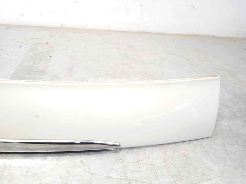 Recambio de marco tapa maletero para mitsubishi eclipse cross motion 2wd referencia OEM IAM 5817A077ZZ 90810W027P 5817A286ZZ - Blanco 3