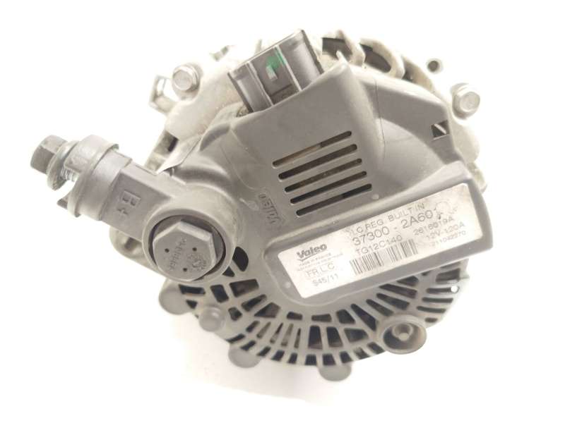 Recambio de alternador para kia cee'd sw (ed) 1.6 crdi 90 referencia OEM IAM 373002A601 2616019A TG12C140 4