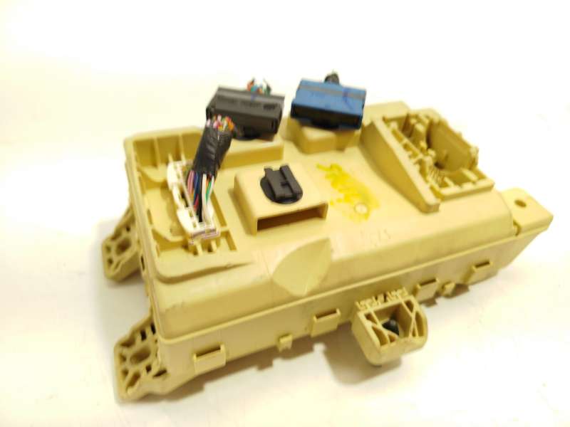 Recambio de caja reles / fusibles para kia stonic (yb) 1.0 t-gdi referencia OEM IAM 91952H8730 - Blanco 3