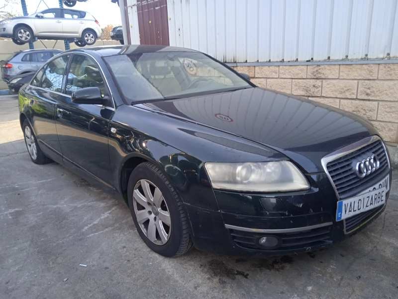 AUDI A6 BERLINA (4F2)