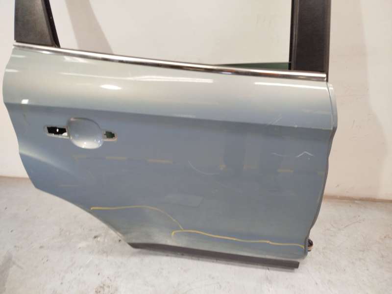 Recambio de puerta trasera derecha para ford kuga i 2.0 tdci referencia OEM IAM 1520944 P8V41S24630AA - Azul 4