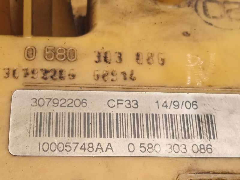 Recambio de bomba combustible para volvo c30 referencia OEM IAM 30792206  0580303086 5