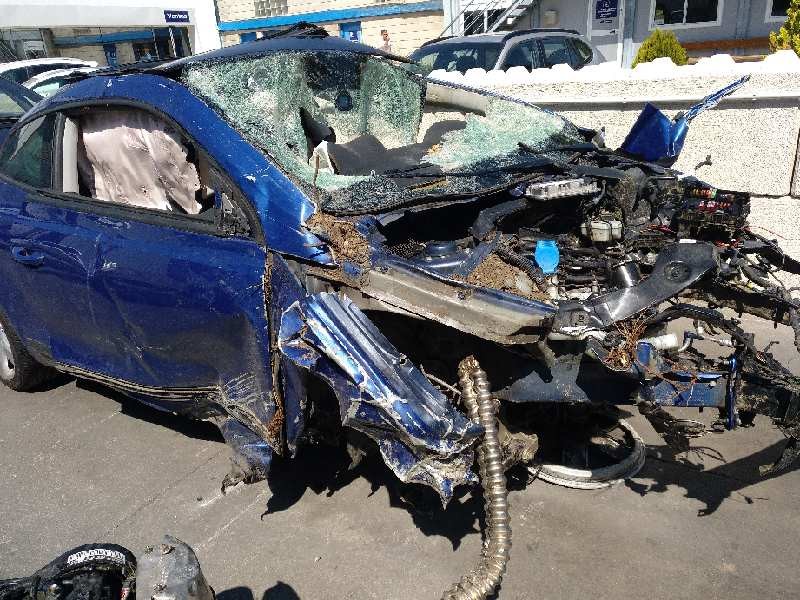 VOLKSWAGEN SCIROCCO (137)