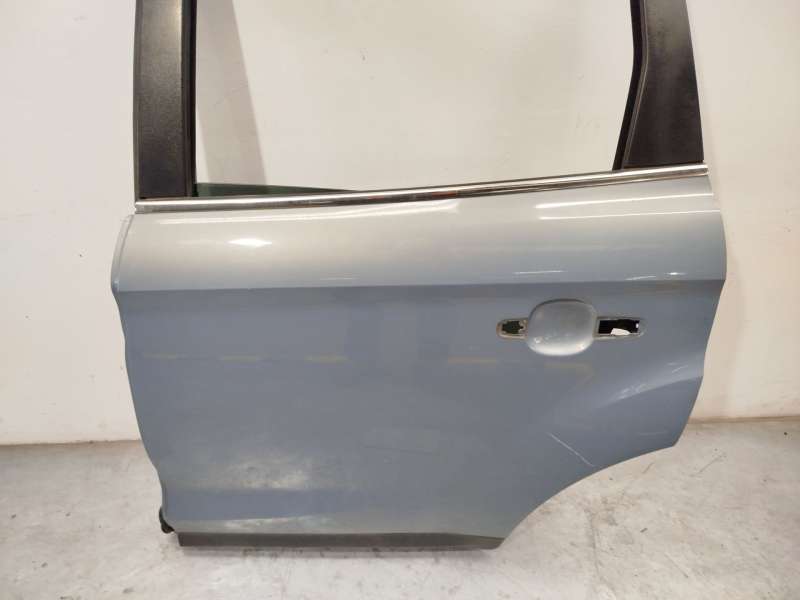 Recambio de puerta trasera izquierda para ford kuga i 2.0 tdci referencia OEM IAM 1520947 P8V41S24631AA - Azul 5