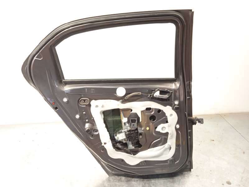 Recambio de puerta trasera izquierda para citroën c-elysée shine referencia OEM IAM 9675190780 - Gris 4