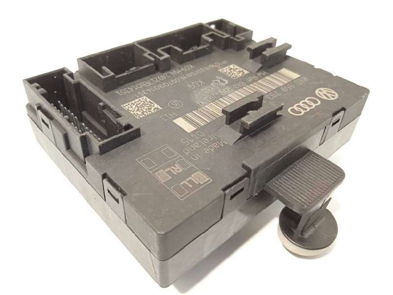Recambio de centralita confort para audi q3 (8ug) 2.0 16v tfsi referencia OEM IAM 8X0959793H - Blanco 2
