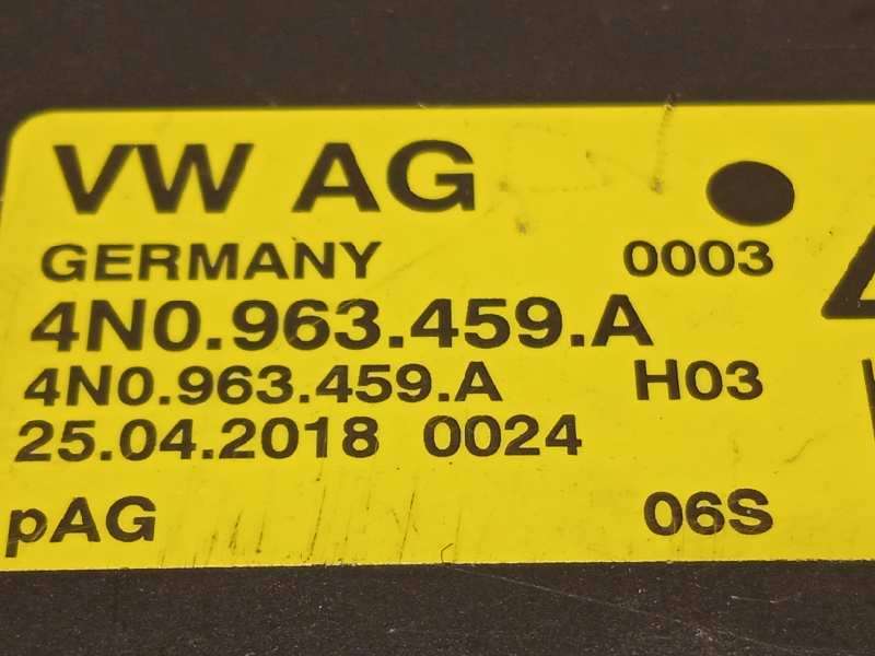 Recambio de modulo electronico para audi a8 (4n2/4n8) 50 tdi quattro referencia OEM IAM 4N0963459A - Negro 4