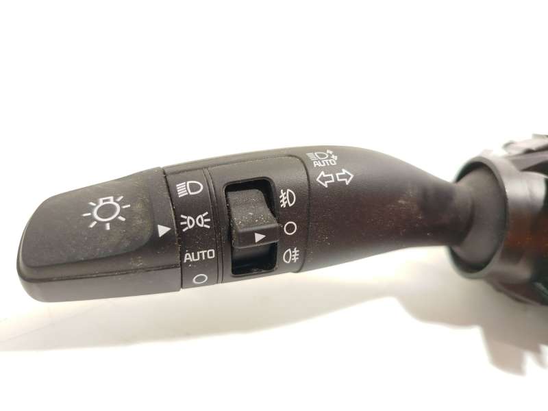 Recambio de mando intermitentes para kia stonic (yb) 1.0 t-gdi referencia OEM IAM 934A4H8960 - Blanco 3
