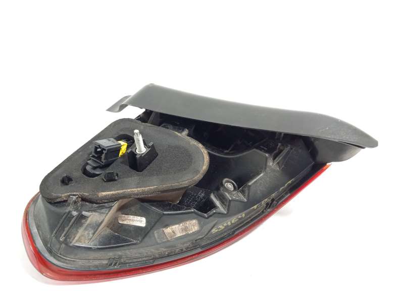 Recambio de piloto trasero derecho interior para peugeot 2008 (--.2013) 1.2 12v e-thp referencia OEM IAM 9814757280 - Gris 3