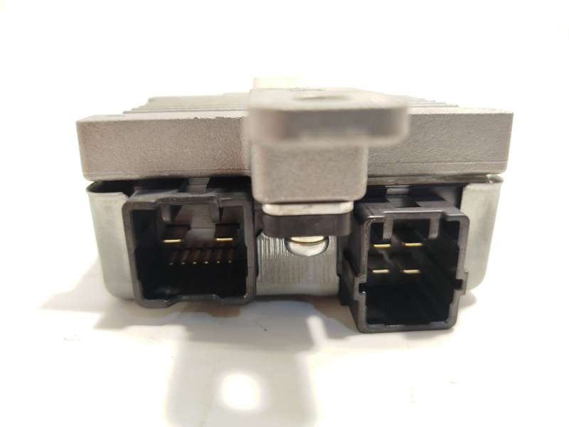Recambio de modulo electronico para peugeot ion electric referencia OEM IAM 8633A033  E271003004 - Blanco 3