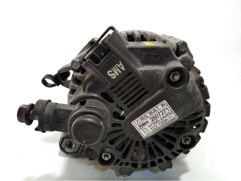 Recambio de alternador para hyundai i20 1.4 crdi cat referencia OEM IAM 373002A400  2607271 3