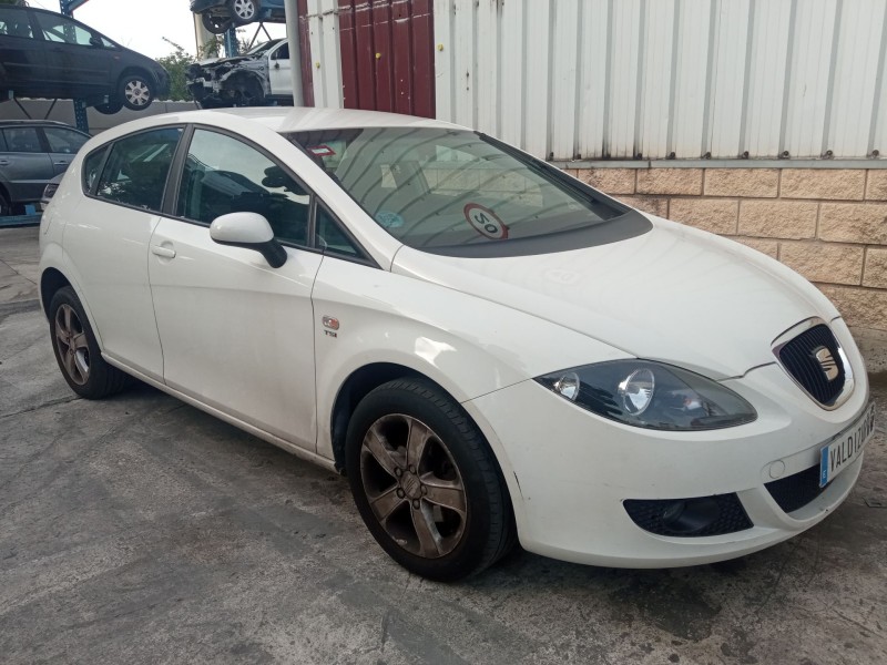 SEAT LEON (1P1)