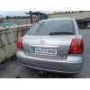 toyota avensis (_t25_) del año 2004