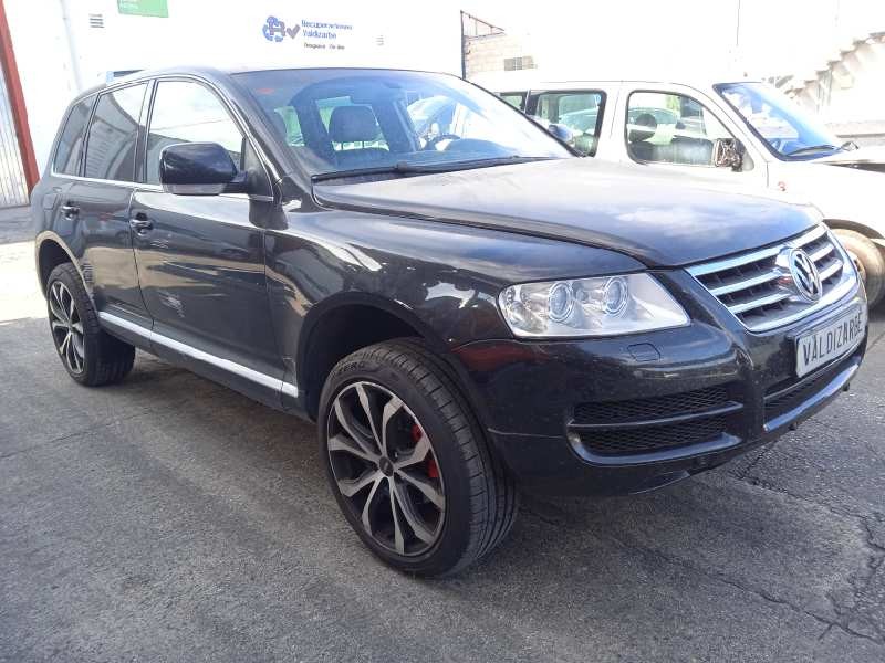 VOLKSWAGEN TOUAREG (7LA)