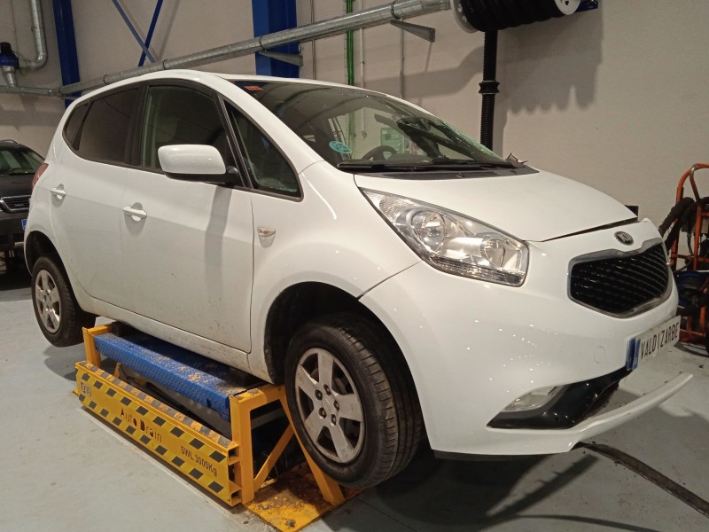 KIA VENGA (YN)