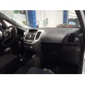 KIA VENGA (YN)