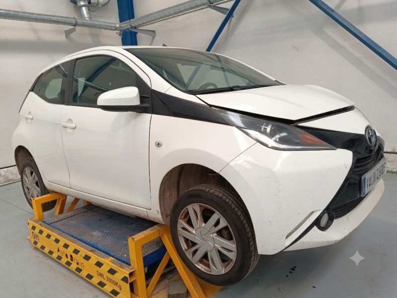 TOYOTA AYGO (_B4_)