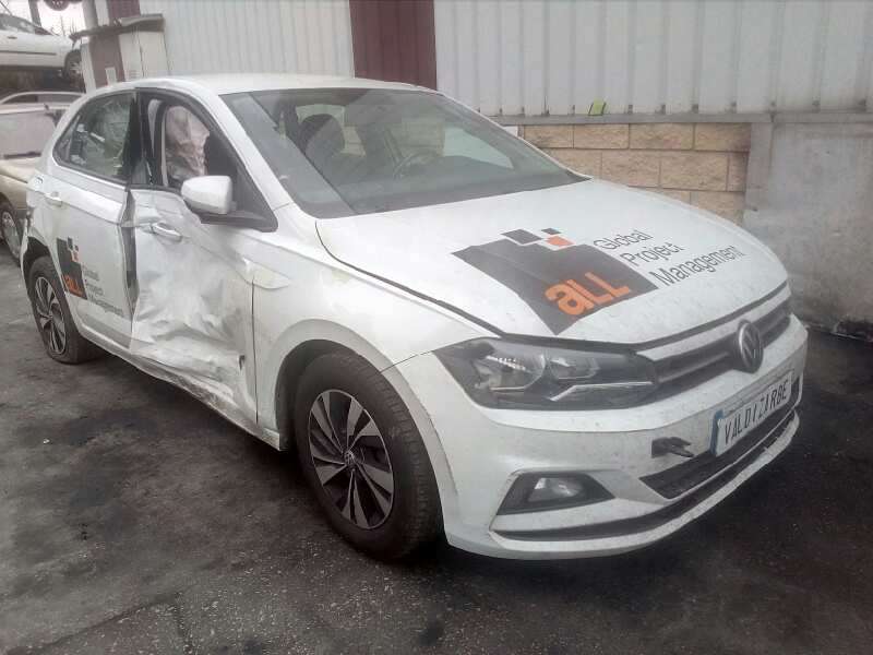 VOLKSWAGEN POLO (AW)