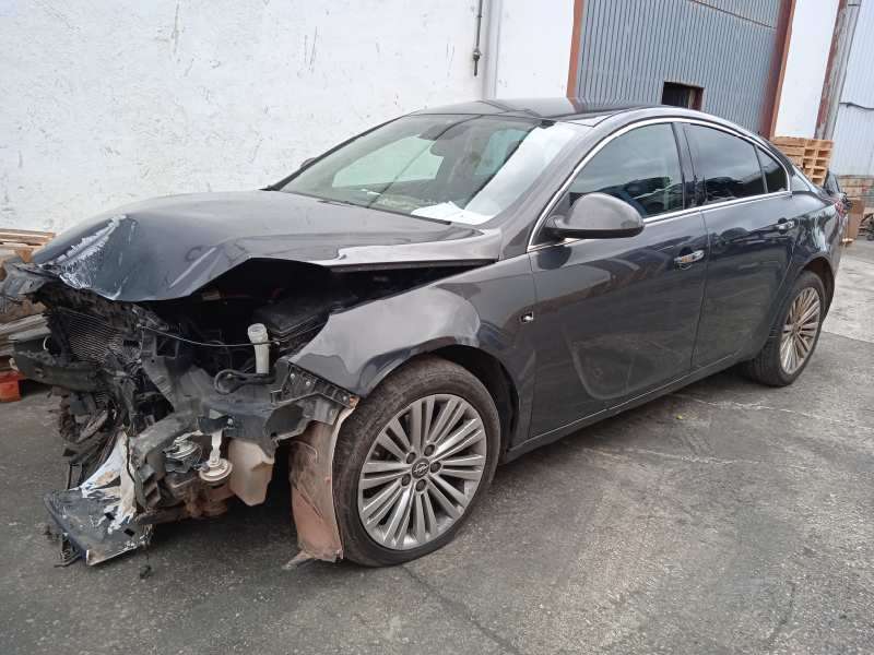 OPEL INSIGNIA BERLINA
