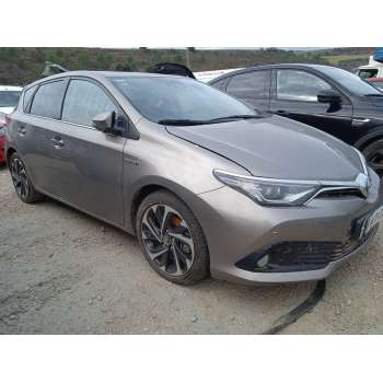 TOYOTA AURIS (_E18_) de desguace