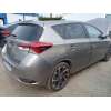 toyota auris (_e18_) del año 2015