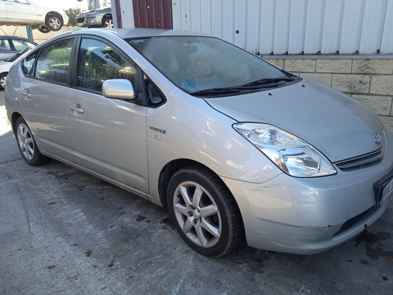 TOYOTA PRIUS LIFTBACK (_W2_)