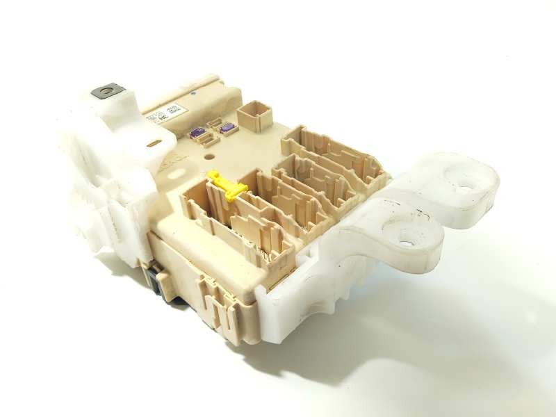 CAJA RELES / FUSIBLES 63583366 50119221